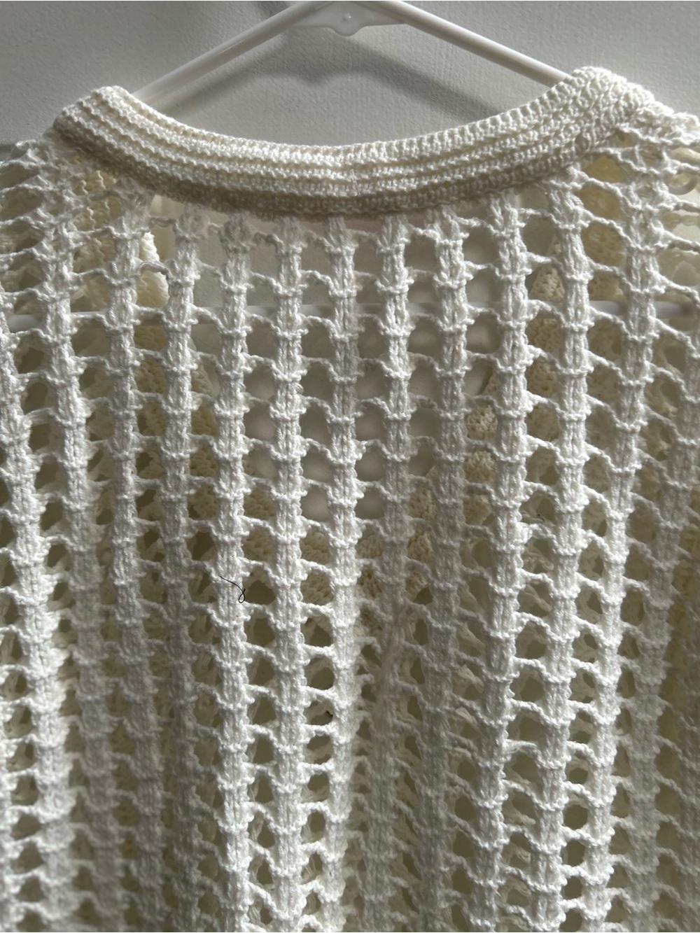 Cream Crochet Knit V-Neck Cropped Sweater Vest Sz M - Picture 12 of 13
